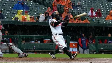 Rougned Odor enmienda sus errores con HR para la victoria (VIDEO) Rougned Odor enmienda sus errores con HR para la victoria (VIDEO)