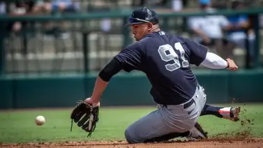 MLB: Este prospecto venezolano le quiere quitar el puesto al campocorto titular de los Yankees MLB: Este prospecto venezolano le quiere quitar el puesto al campocorto titular de los Yankees