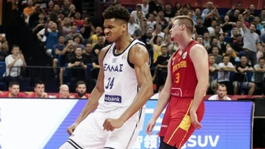 Giannis Antetokounmpo enciende las alarmas