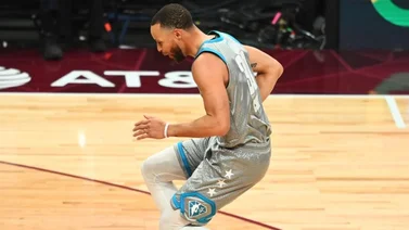 NBA: Stephen Curry viralizó las redes con esta jugada (+Video)