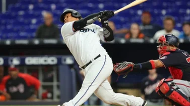 MILB: Willians Astudillo la saca del estadio y está encendido en Triple A (+Video)