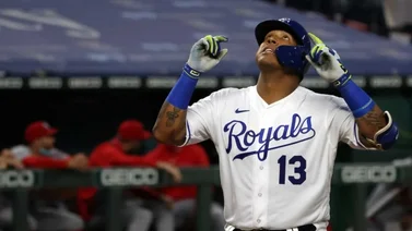 MLB: Salvador Pérez frena el récord a Dodgers de Los Ángeles