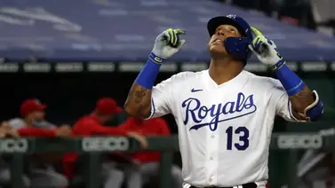 MLB: Salvador Pérez frena el récord a Dodgers de Los Ángeles MLB: Salvador Pérez frena el récord a Dodgers de Los Ángeles