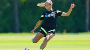 Deyna Castellanos encabeza la lista de venezolanas que disputarán la Womens Champions League Deyna Castellanos encabeza la lista de venezolanas que disputarán la Womens Champions League