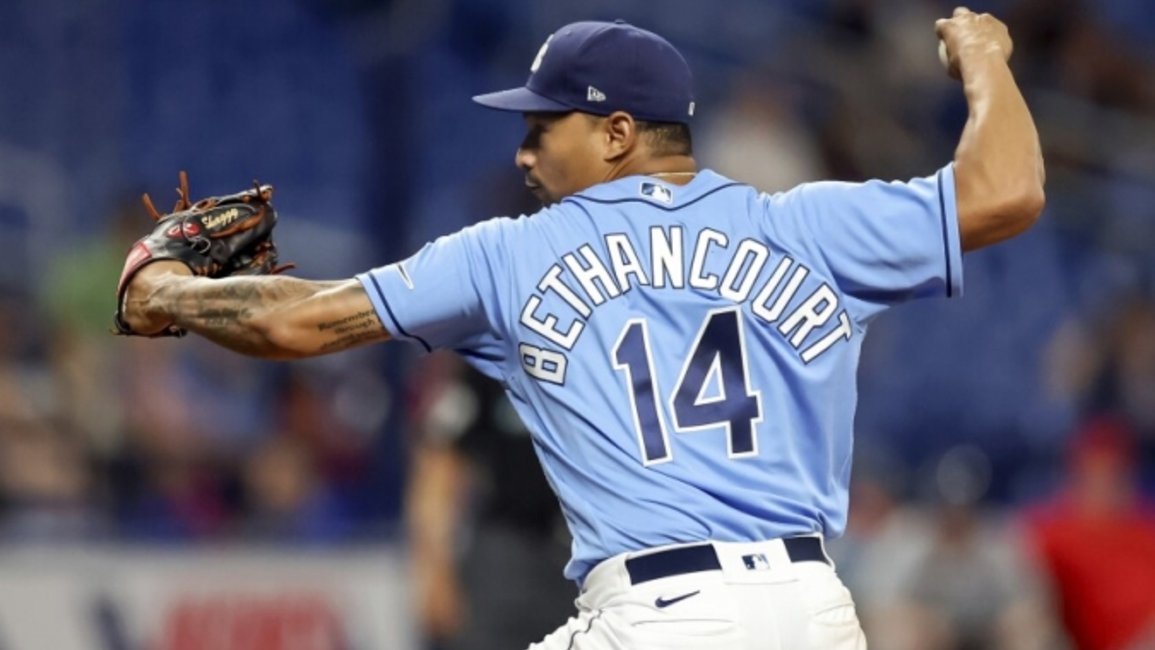 Christian Bethancourt de Águilas Cibaeñas de Republica Dominicana en su  turno al bat del cuarto inning, durante el partido de beisbol de la Serie  del Stock Photo - Alamy