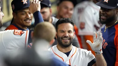 MLB: José Altuve la manda a los rieles del tren con un swing (+VIDEO)