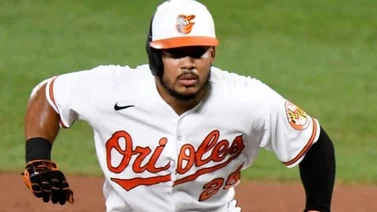 MLB: Anthony Santander y Eugenio Suárez continúan con su lucha de poder