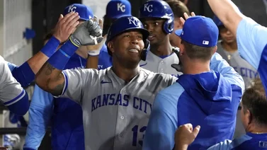 MLB: Vea a Salvador Pérez tronar su fuerza ante los Medias Blancas (+Video)