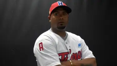 LVBP: Tigres de Aragua oficializan a Aarom Baldiris como coach de bateo (+Foto) LVBP: Tigres de Aragua oficializan a Aarom Baldiris como coach de bateo (+Foto)