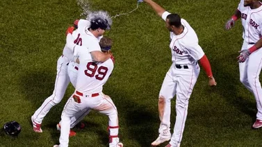 MLB: Medias Rojas desatan la locura en Fenway (+ Videos)