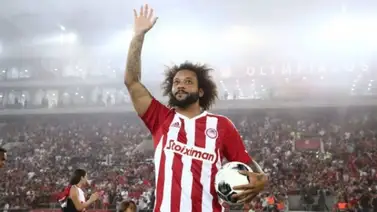 Así reciben los aficionados del Olimpiacos a Marcelo (+Video) Así reciben los aficionados del Olimpiacos a Marcelo (+Video)