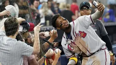 Fanáticos de Atlanta no están de acuerdo en que Ronald Acuña Jr juegue con Tiburones (+Tweets) Fanáticos de Atlanta no están de acuerdo en que Ronald Acuña Jr juegue con Tiburones (+Tweets)