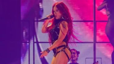 Karol G cumplió su sueño y le dio un jugoso regalo a sus fanáticos