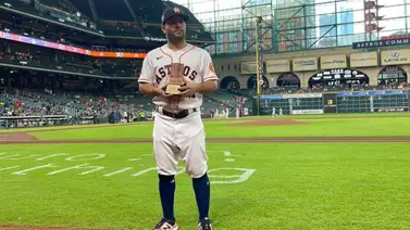 MLB: José Altuve recibe el reconocimiento Roberto Clemente (+VIDEO) MLB: José Altuve recibe el reconocimiento Roberto Clemente (+VIDEO)