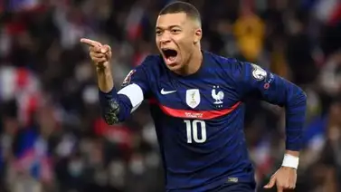 Mbappé: "En Francia tengo más libertad... en el PSG mi trabajo es distinto" Mbappé: "En Francia tengo más libertad... en el PSG mi trabajo es distinto"