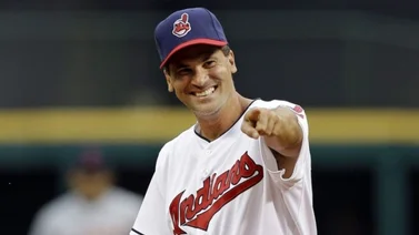 MLB: Omar Vizquel comparte la alegría por el banderín de los Guardianes (+VIDEO)