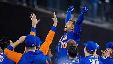 MLB: Eduardo Escobar se une a otros siete venezolanos en el club de los 20 jonrones
