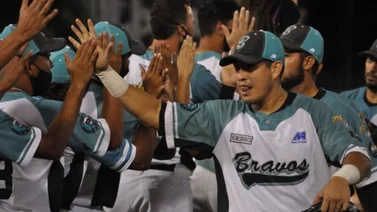 LVBP: Bravos liberan a Omar Carrizales y otros 43 peloteros (+Foto)