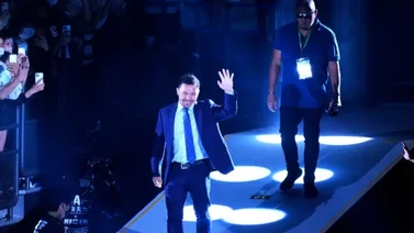 Manny Paquiao cambia de profesión y mete este triple (+video)