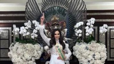"La Materán" llegó a Indonesia desbordando brillo y glamour