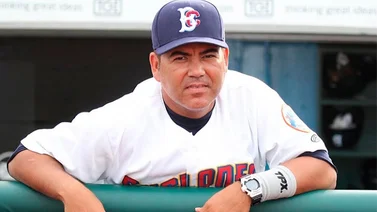 LVBP: Edgardo Alfonzo llega a los entrenamientos de Tiburones de La Guaira