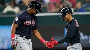 Clevelad doblega a los Yankees en extra inning y se lleva el segundo de la serie Clevelad doblega a los Yankees en extra inning y se lleva el segundo de la serie