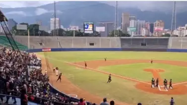 Así se vive el amistoso entre Leones y Tigres (+ Video) Así se vive el amistoso entre Leones y Tigres (+ Video)