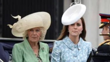 Kate Middleton y la Reina Camilla provocaron caos en la realeza