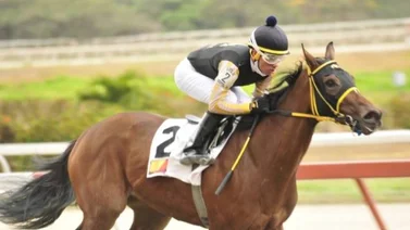 Mamá Yeya por su cuarto triunfo en La Rinconada