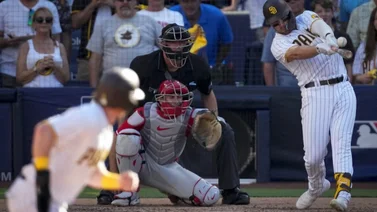 Padres y Phillies van por el liderato de la serie