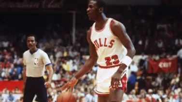 NBA: Se cumplen 38 años desde que Michael Jordan hizo su debut con los Bulls (+Video) NBA: Se cumplen 38 años desde que Michael Jordan hizo su debut con los Bulls (+Video)