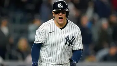 Receptor de los Yankees consigue su primer Guante de Oro Receptor de los Yankees consigue su primer Guante de Oro