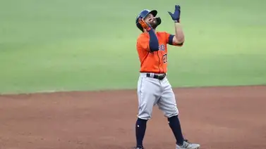 MLB: José Altuve va por Yadier Molina y su lugar en este importante top MLB: José Altuve va por Yadier Molina y su lugar en este importante top