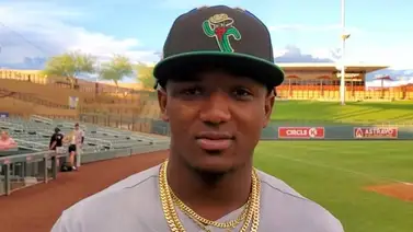 Mira la joyita defensiva del hermano de Ronald Acuña Jr. (+Video) Mira la joyita defensiva del hermano de Ronald Acuña Jr. (+Video)