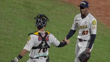 LVBP: Anthony Castro vivió un gran momento en su primer Caracas-Magallanes