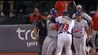 LVBP: ¡Insólito! Asdrúbal Cabrera provoca batalla campal en Puerto la Cruz (+ Video) LVBP: ¡Insólito! Asdrúbal Cabrera provoca batalla campal en Puerto la Cruz (+ Video)