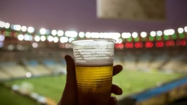 La cerveza prohibida en el Mundial podrá "Qatar-se" en el país ganador