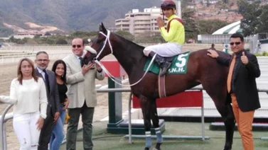 Esta yegua pudiera ser la gran sorpresa del 5y6 en La Rinconada
