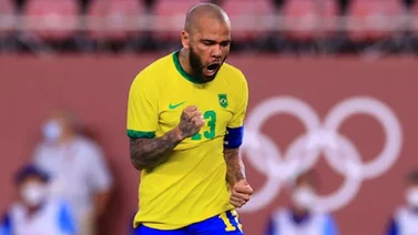 Qatar 2022: Brasil se debate entre Dani Alves y Militao para sustituir a Danilo
