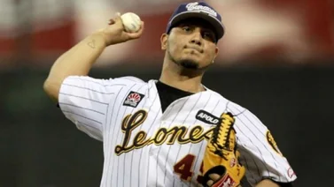 LVBP: Estos zapatos usará Jhoulys Chacín con los Leones del Caracas (+Foto)