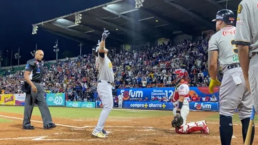 LVBP: Eugenio Suárez debuta con jonrón en los Leones del Caracas (+VIDEO)