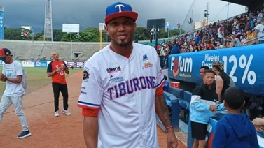Alcides Escobar: "Estoy contento de poder vestir de nuevo la camisa de los Tiburones"