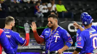 LVBP: Tiburones vapulea a Leones y se acerca a la punta LVBP: Tiburones vapulea a Leones y se acerca a la punta