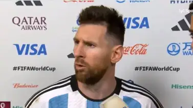 Lionel Messi se molesta en zona mixta "¿Qué mirás, bobo?" Lionel Messi se molesta en zona mixta "¿Qué mirás, bobo?"