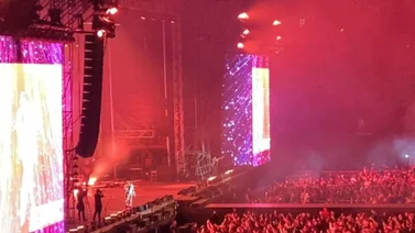 ¡Lo dejaron todo! "Desde sostenes hasta lágrimas", así se vivió el concierto de Servando y Florentino en Caracas