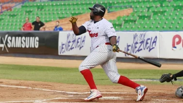 LVBP: Denis Phipps entra en los libros de récords del beisbol venezolano