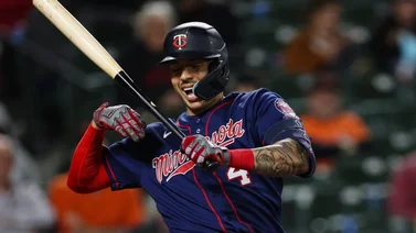 MLB: Por esta razón los Gigantes posponen la presentación de Carlos Correa