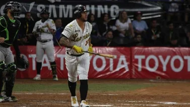 LVBP: Oswaldo Arcia completa su temporada más productiva en cuanto a jonrones e impulsadas