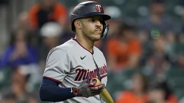 MLB: Esta es la lesión que ha retrasado la firma de Carlos Correa con los Mets (+Video)