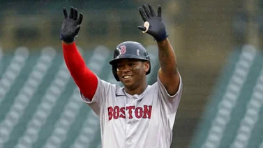 MLB: Rafael Devers pacta millonaria extensión de contrato con Medias Rojas